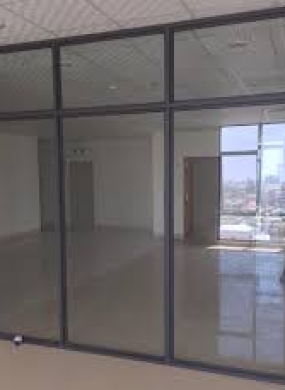 Vách Ngăn Nhôm Kính Cường Lực Xingfa Hệ 55, 65 Cửa Lùa