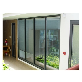 VÁCH NHÔM KÍNH 01